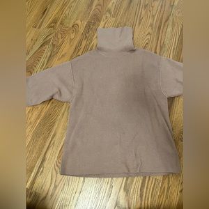 Free People turtle neck sweater, dusty nude, size XS